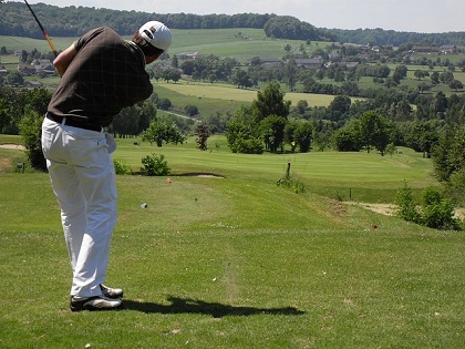 強いインサイドアウトを劇的に直すスイング練習の方法 ゴルフ道場